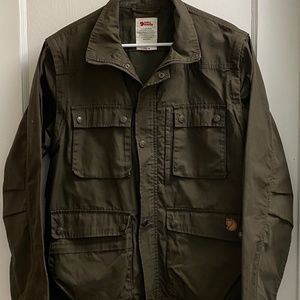Men's Medium Fjallraven jacket